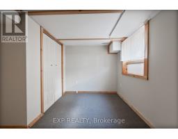 60 BEATTIE AVENUE - 34