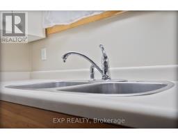 60 BEATTIE AVENUE - 39