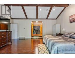 479 HUNTINGDON DRIVE - 26
