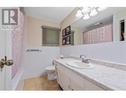 479 HUNTINGDON DRIVE - 35
