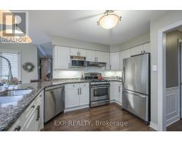 22 GLENRIDGE CRESCENT - 12