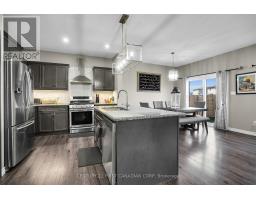 1249 SANDBAR STREET - 8