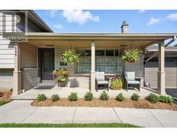 686 ALGOMA PLACE - 2