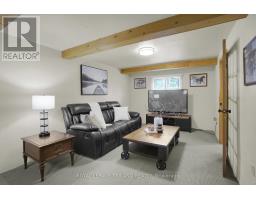 686 ALGOMA PLACE - 31