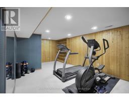 686 ALGOMA PLACE - 32