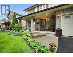 45 WHISPERWOOD CRESCENT - 4