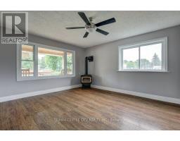 7953 UNION ROAD - 16