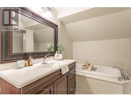 29 HAVENRIDGE CRESCENT - 22