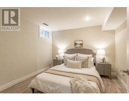 29 HAVENRIDGE CRESCENT - 34
