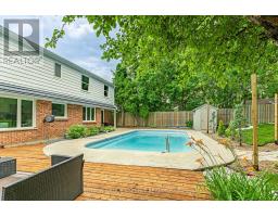 29 HAVENRIDGE CRESCENT - 40