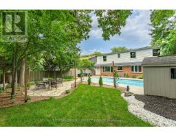 29 HAVENRIDGE CRESCENT - 44