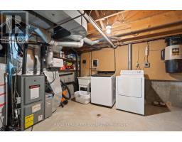 126 HIGHVIEW DRIVE - 40