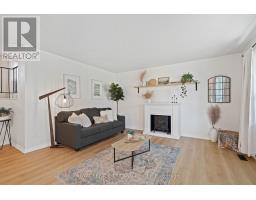 126 HIGHVIEW DRIVE - 9