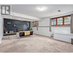 91 FOUR OAKS CRESCENT - 21