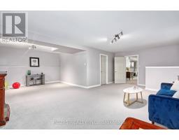 91 FOUR OAKS CRESCENT - 27