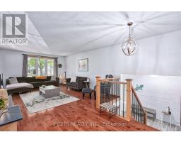 91 FOUR OAKS CRESCENT - 7
