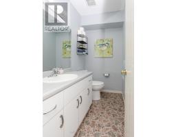 1 - 19 WREN COURT - 12