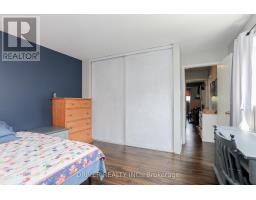 1 - 19 WREN COURT - 18