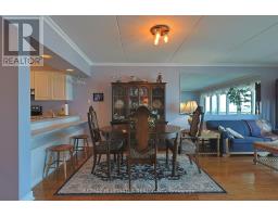 206 - 9 PINE STREET - 10