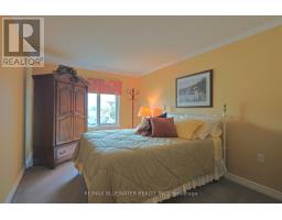 206 - 9 PINE STREET - 23