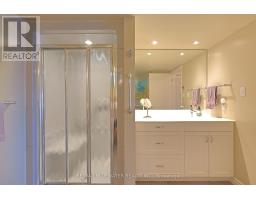 206 - 9 PINE STREET - 24
