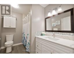 6 OAKDALE PLACE - 18