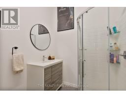 6 OAKDALE PLACE - 35