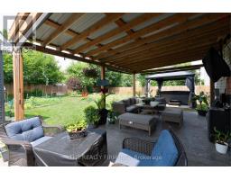 6 OAKDALE PLACE - 38