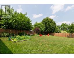 6 OAKDALE PLACE - 40