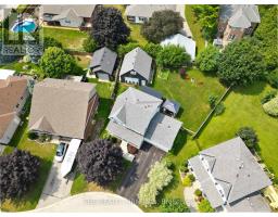 6 OAKDALE PLACE - 48