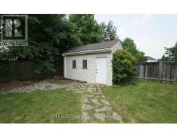 1861 LOUISE BOULEVARD - 39