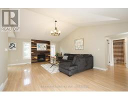 1861 LOUISE BOULEVARD - 8