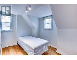 631 ST. JAMES STREET - 17