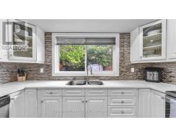 158 AUGUSTA CRESCENT - 9