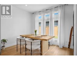 52 - 383 DAVENTRY WAY - 18