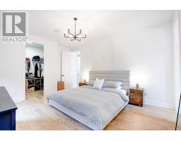 52 - 383 DAVENTRY WAY - 22