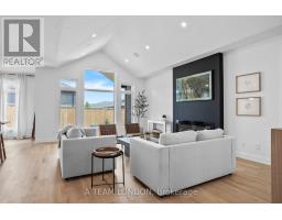 52 - 383 DAVENTRY WAY - 7