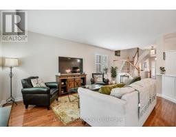 71 - 505 BLUE JAY DRIVE - 11