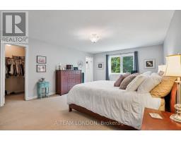 71 - 505 BLUE JAY DRIVE - 20