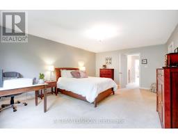 71 - 505 BLUE JAY DRIVE - 21