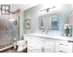 71 - 505 BLUE JAY DRIVE - 22
