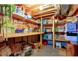 71 - 505 BLUE JAY DRIVE - 32