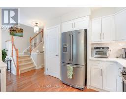 71 - 505 BLUE JAY DRIVE - 8