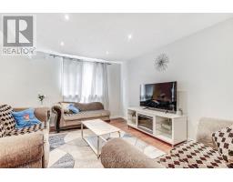 27 GERALD CRESCENT - 13