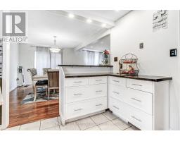 27 GERALD CRESCENT - 9