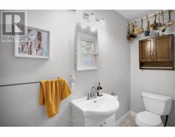 811 BERKSHIRE DRIVE - 10