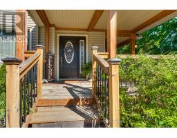 153 SHACKLETON STREET - 2