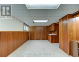14 OUTER DRIVE - 26