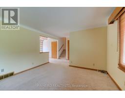 14 OUTER DRIVE - 6