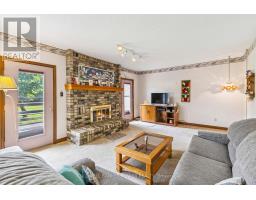1095 DONNYBROOK DRIVE - 11